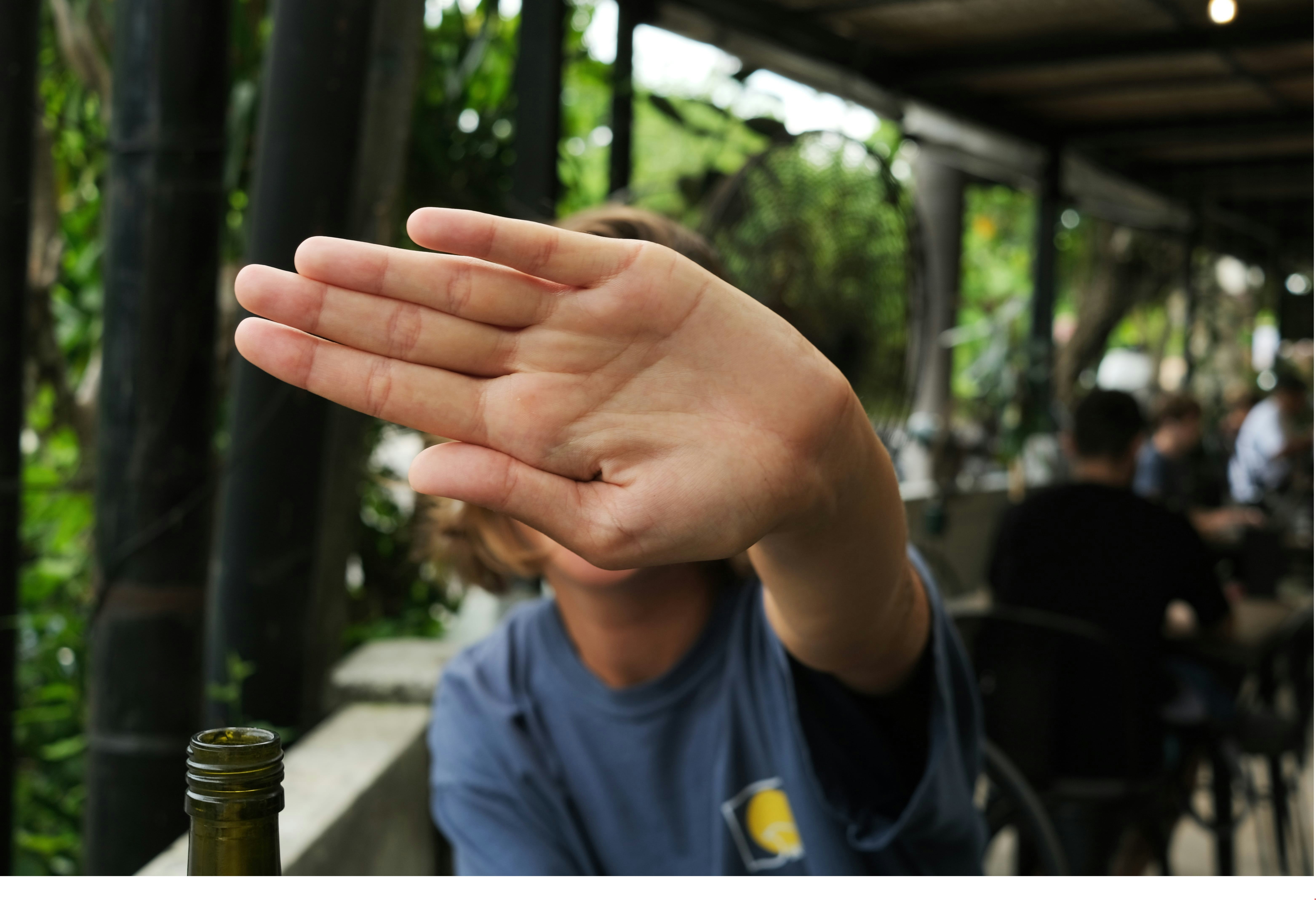 3 Técnicas asertivas para dicir NO: bocadillo, banco de niebla y disco rayado