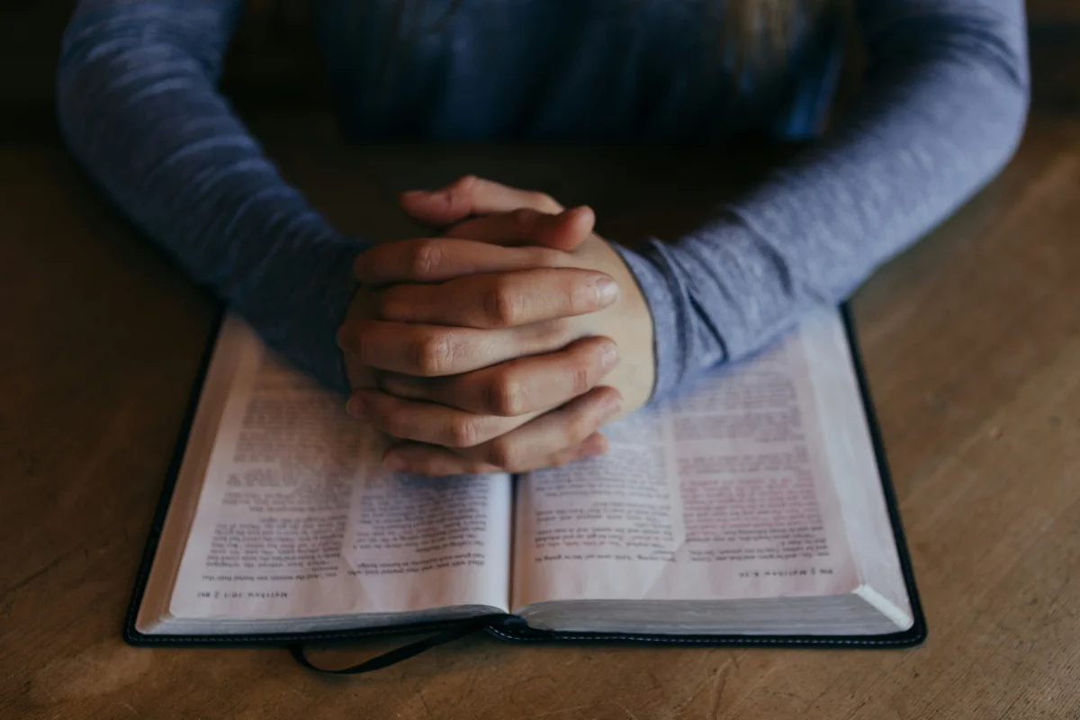 Obsesiones religiosas: cuando la culpa nunca se resuelve